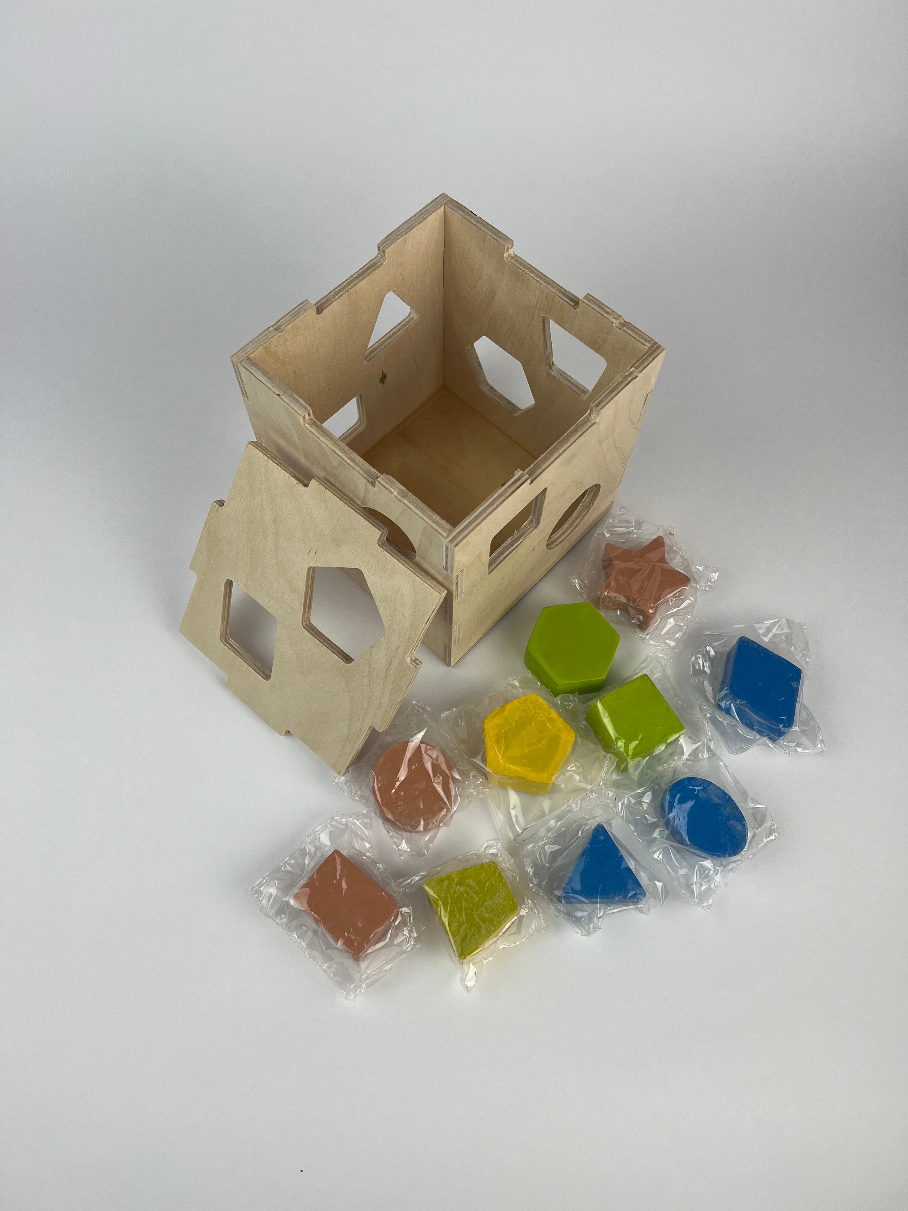 Small Shapes Box