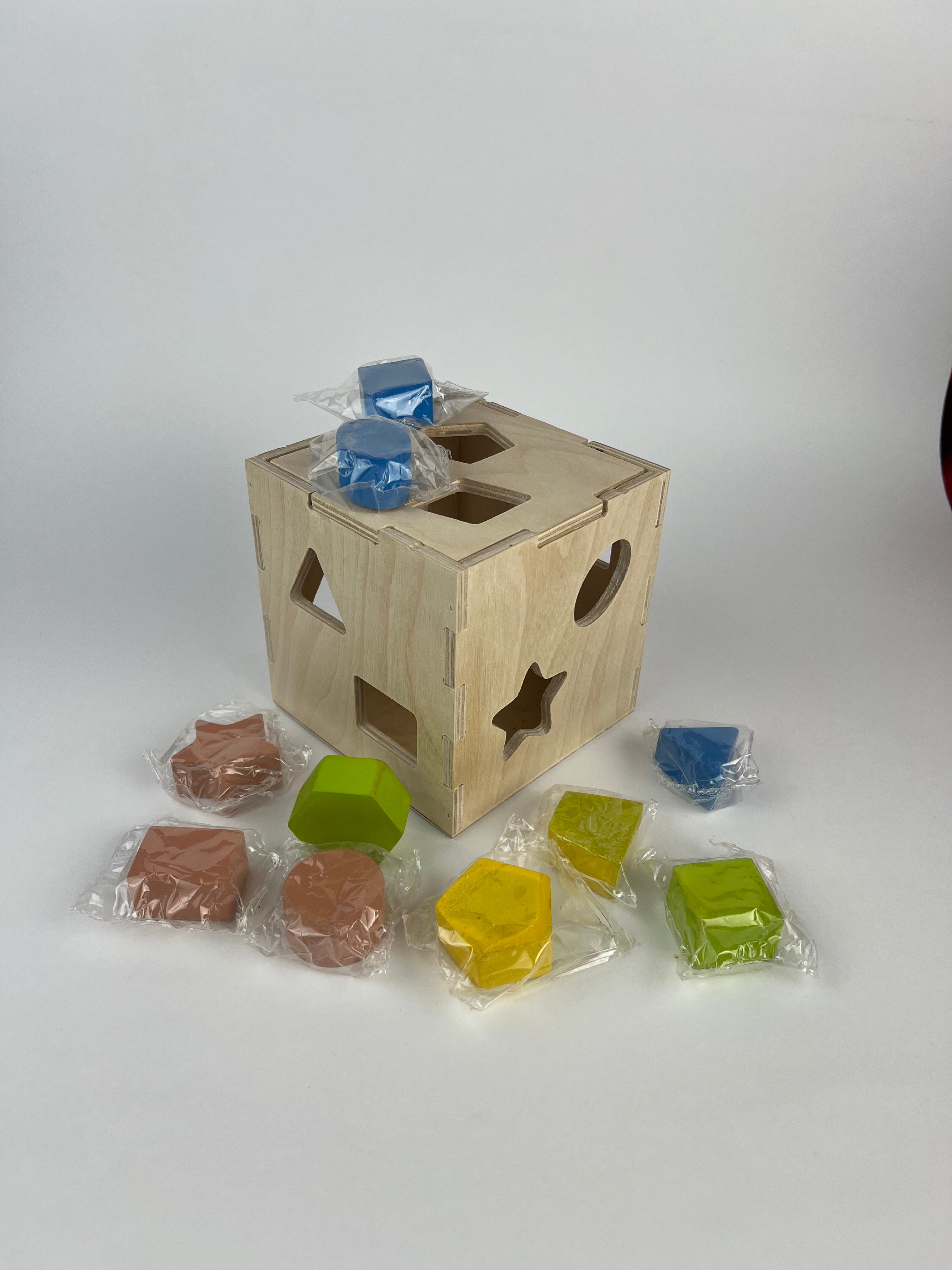 Small Shapes Box