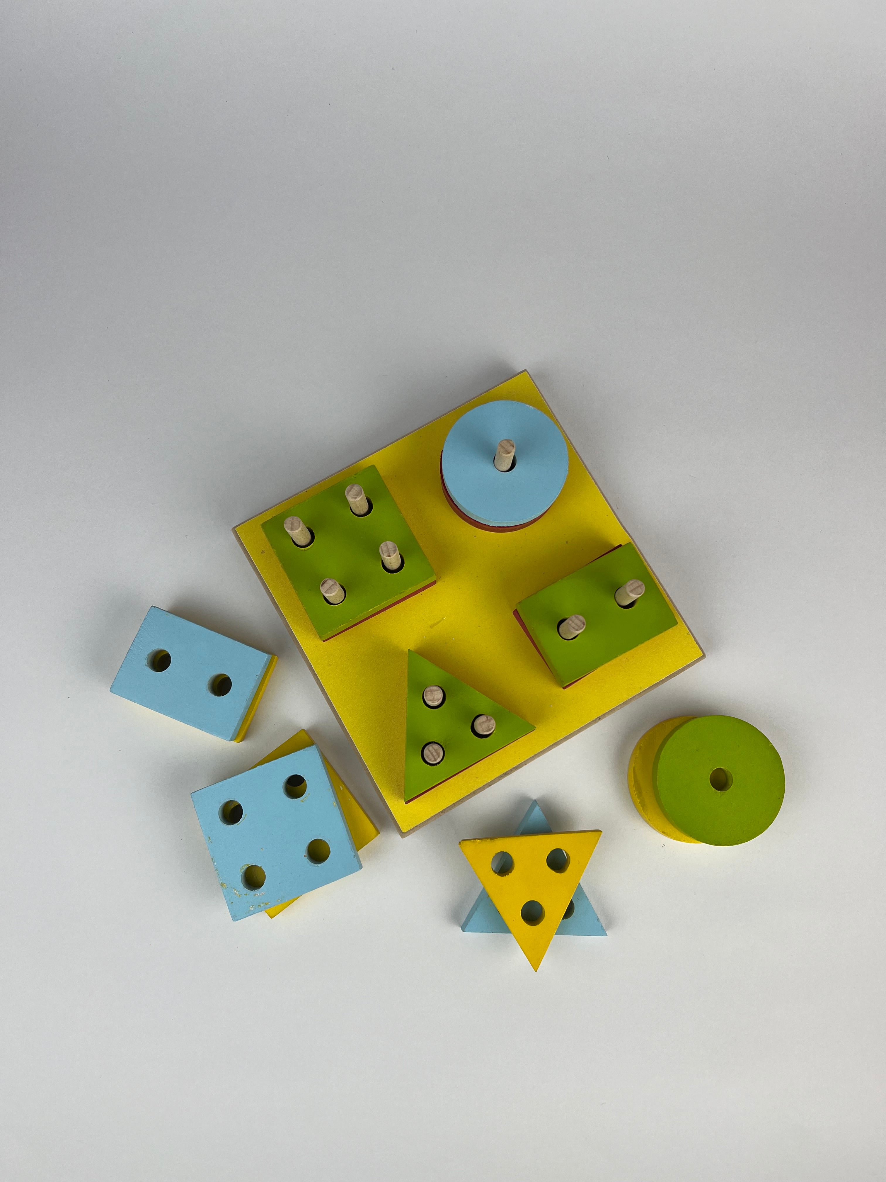 Geometric Column  Puzzle