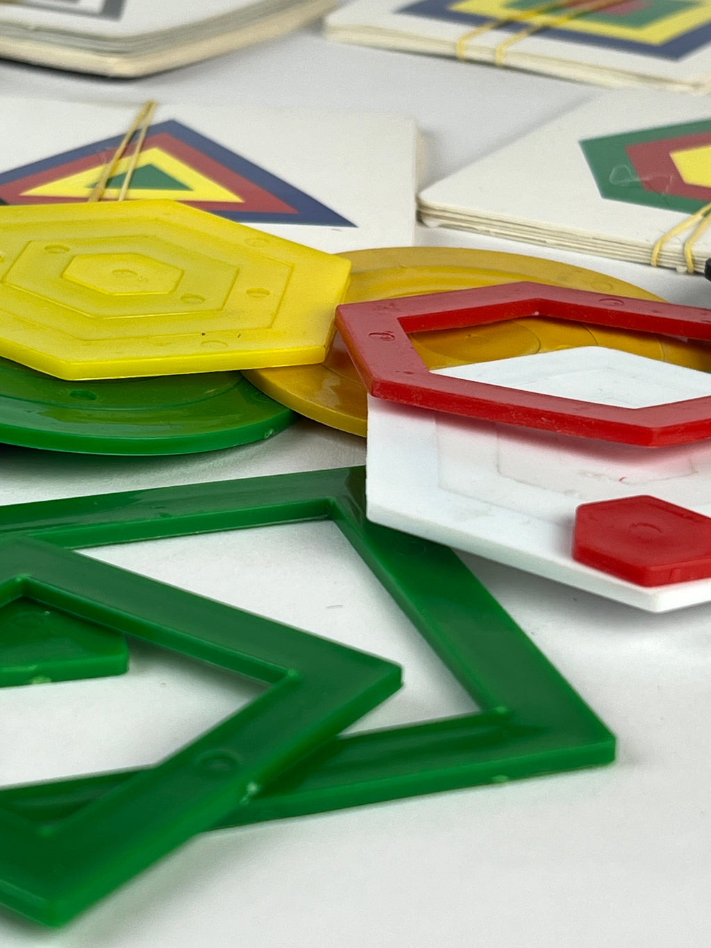 Geomtric Squares ( Smart Speech )