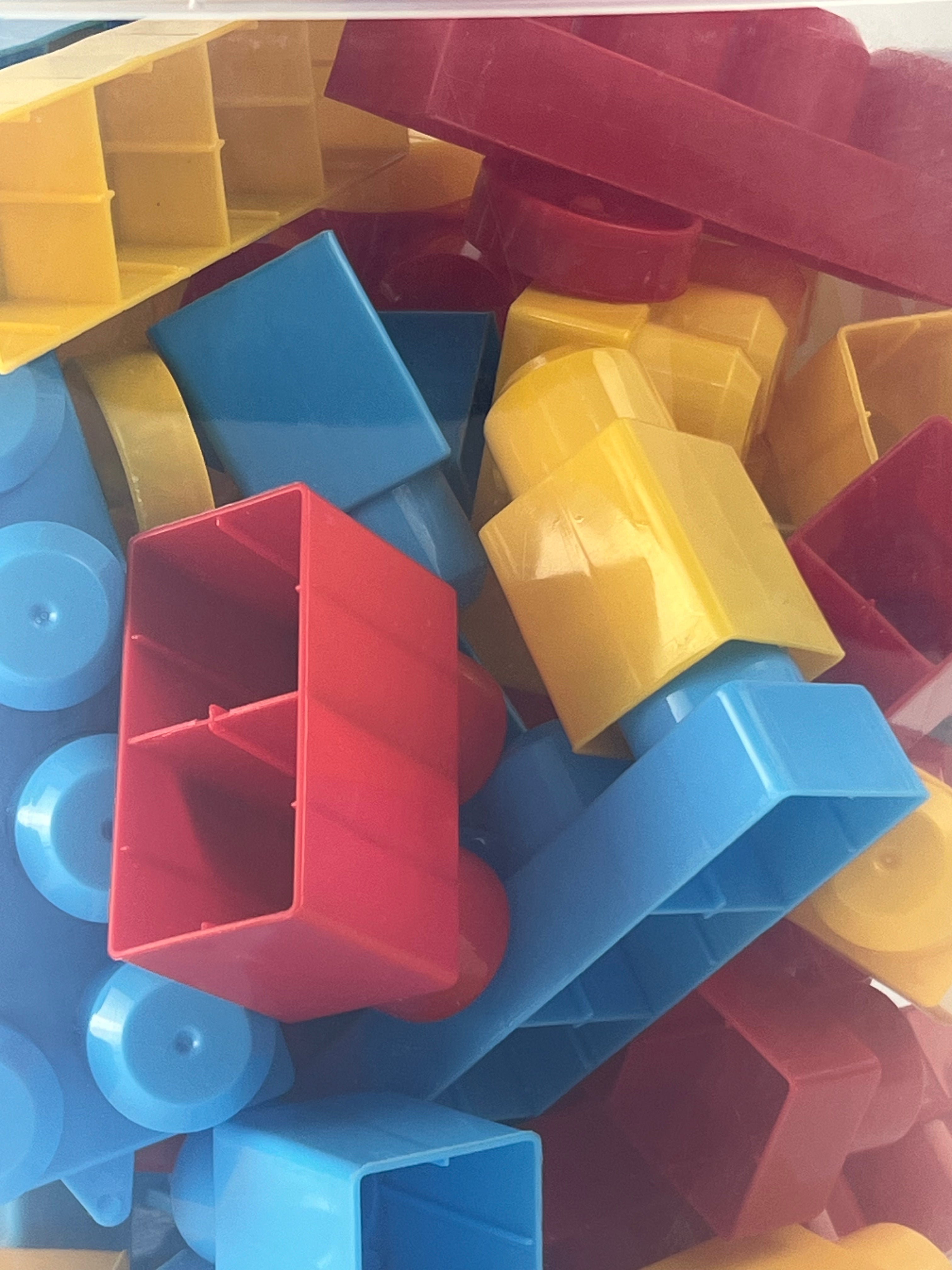 Small bucket blocks