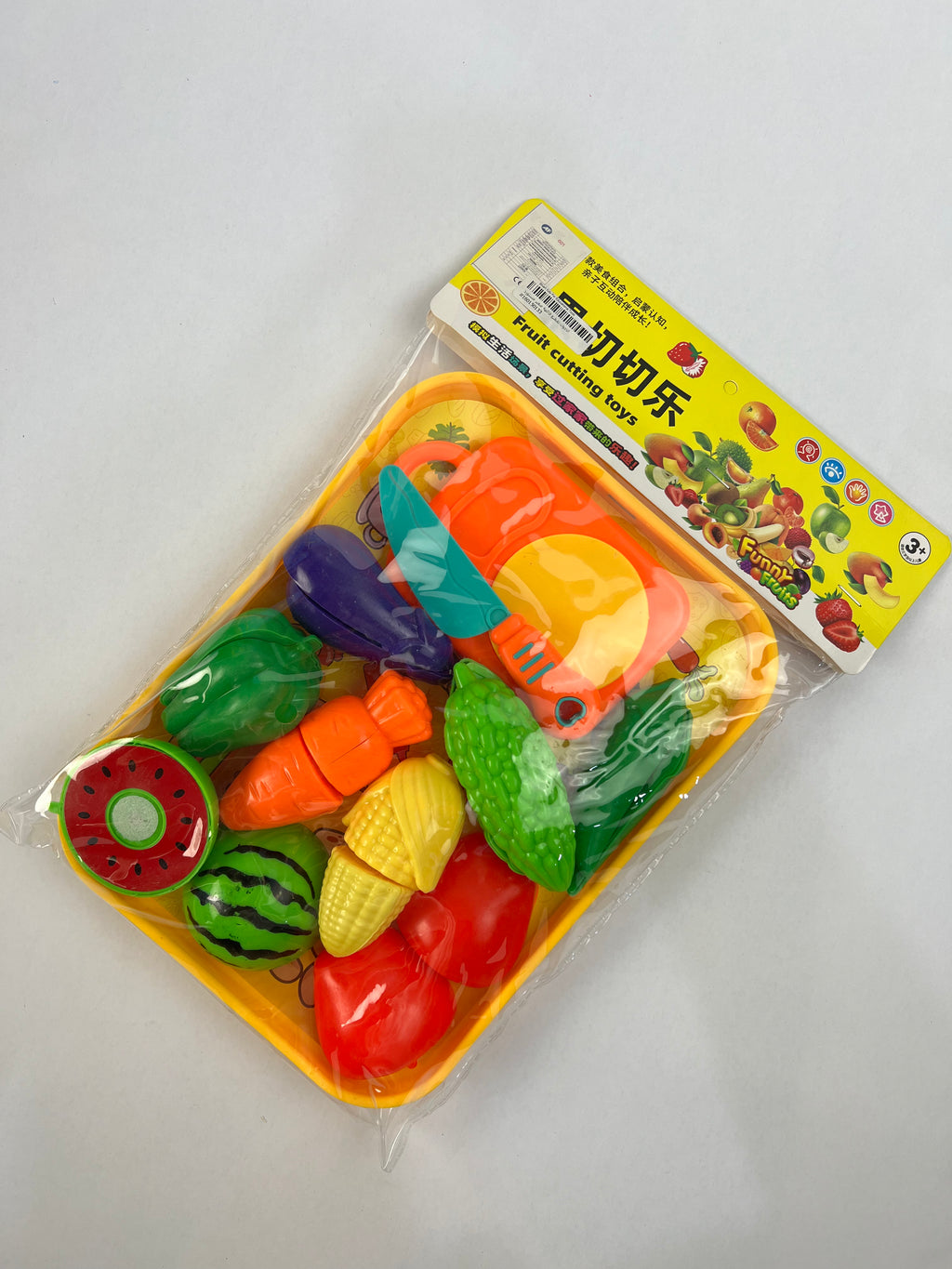 3D fruits with table