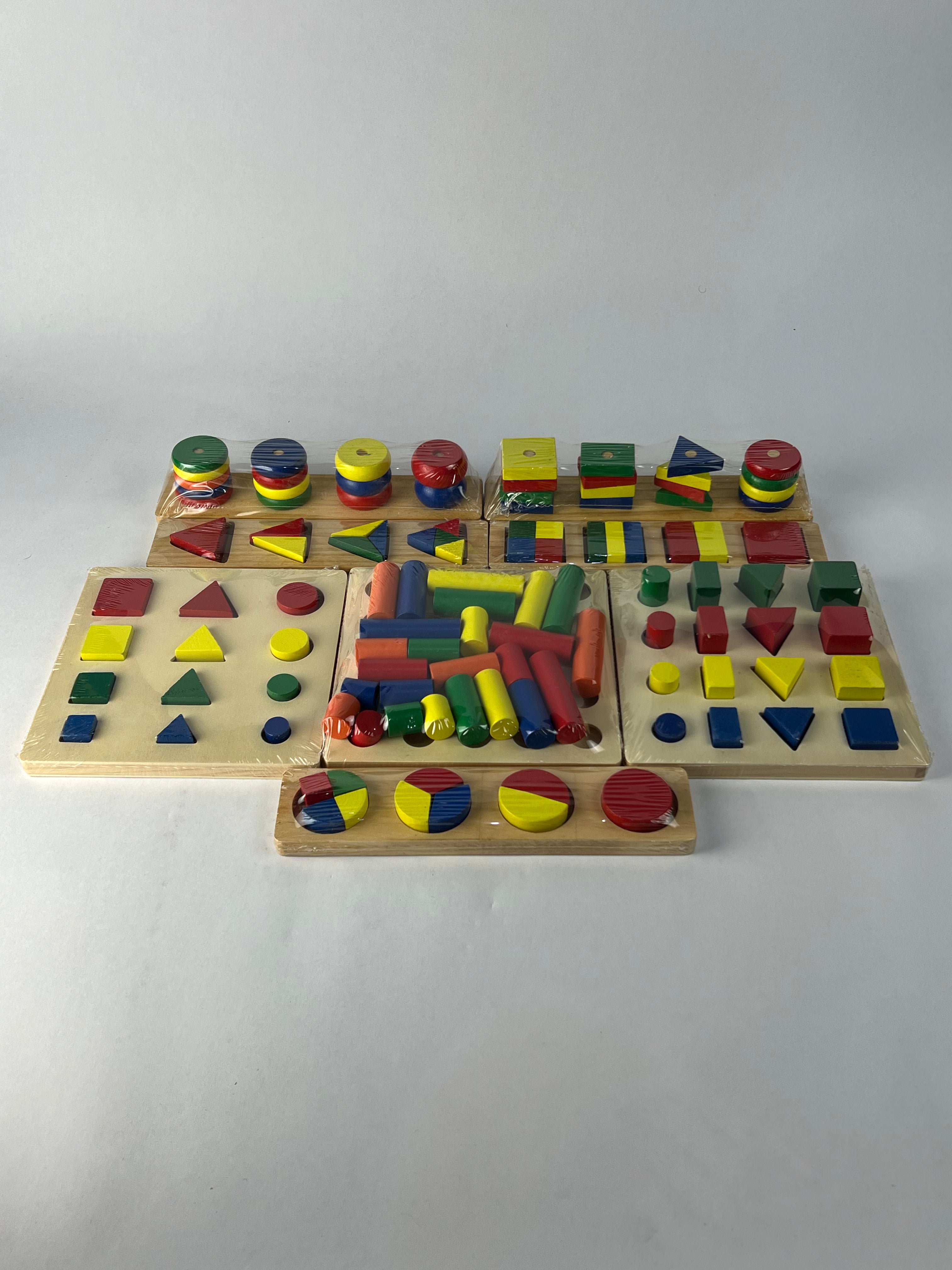 8 pieces wooden toys