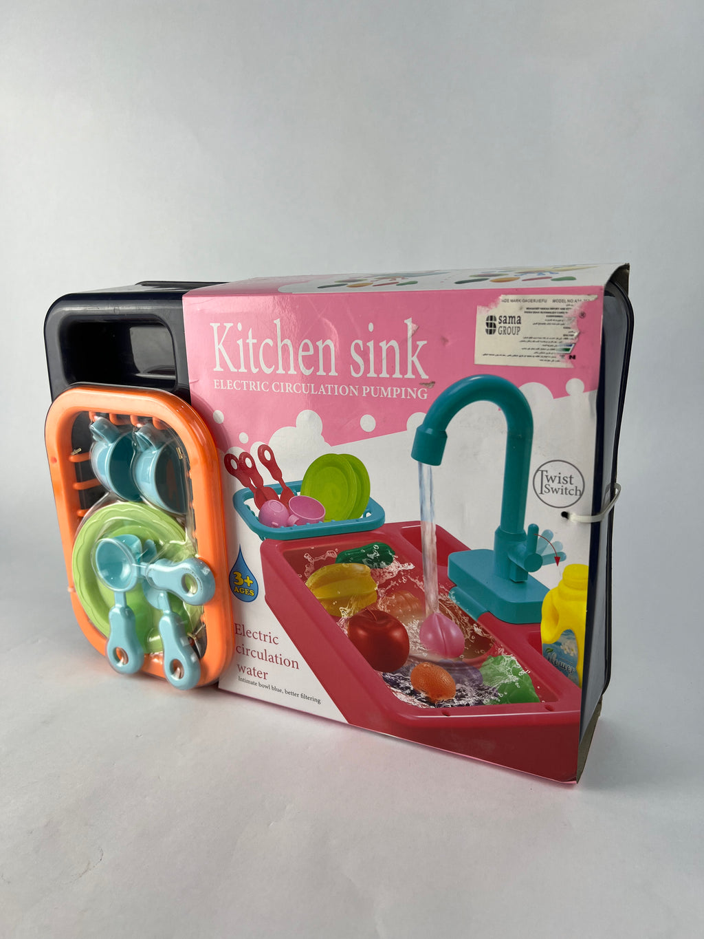 Kitchen dish washing